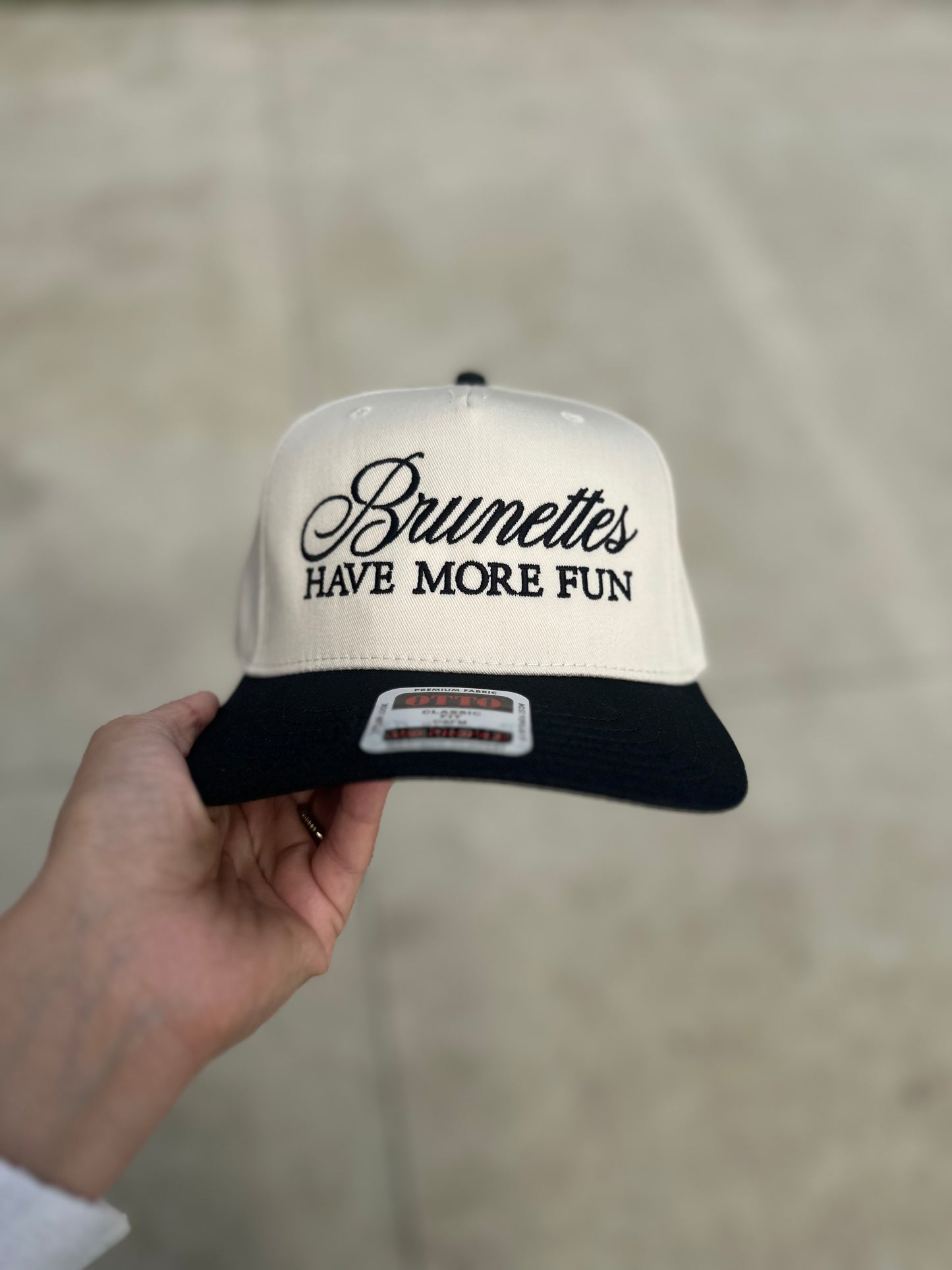 Brunettes have more fun hat
